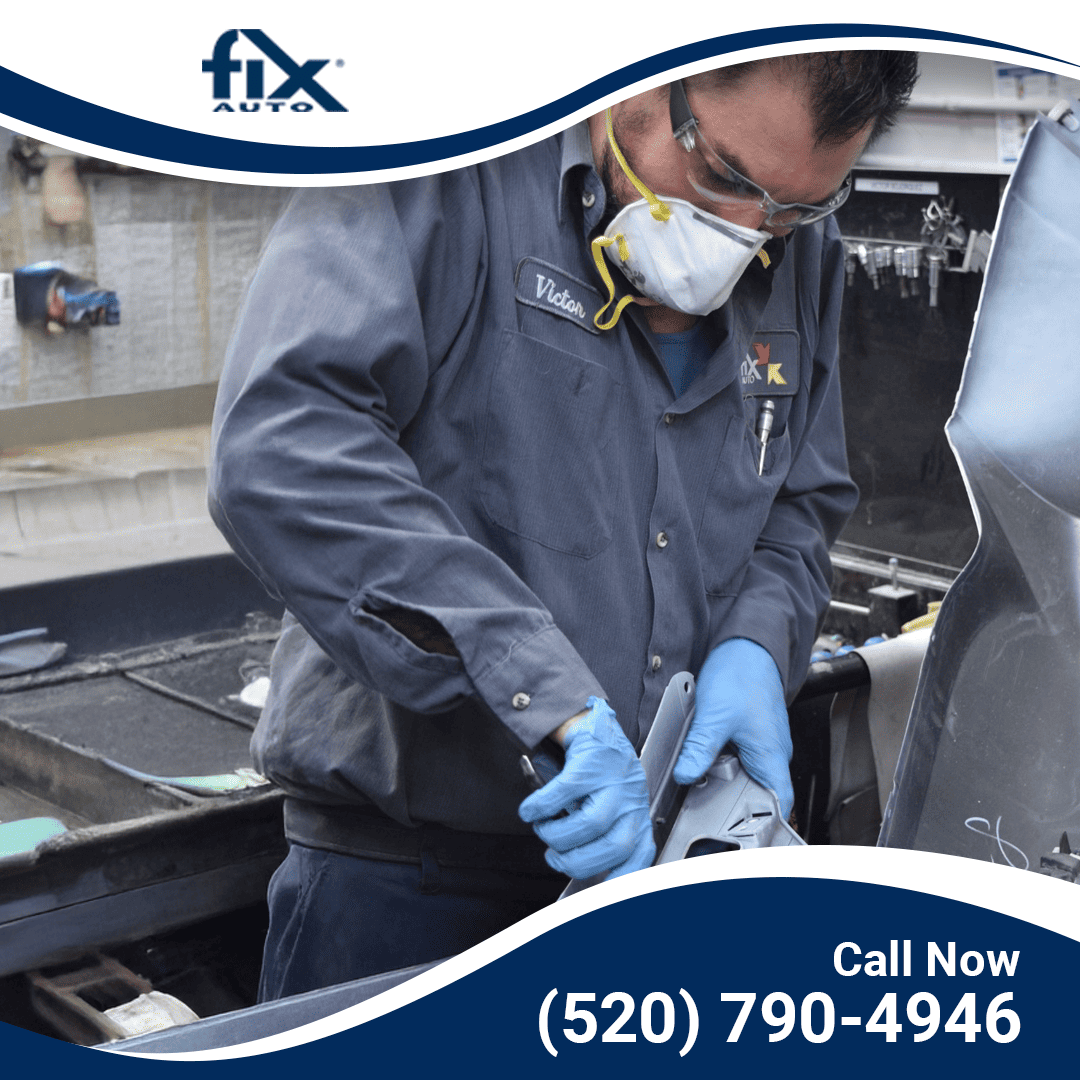 repair consultation at Fix Auto Tucson Thoroughbred