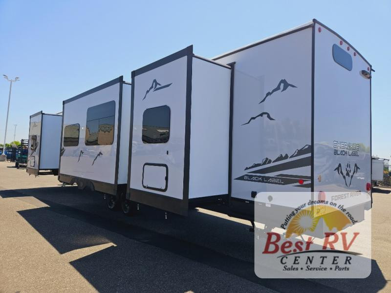 2025 Forest River RV Cherokee Timberwolf Black Label 39HBABL-exterior