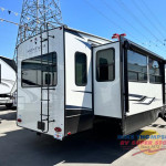 Keystone RV Montana High Country 385BR.jpeg