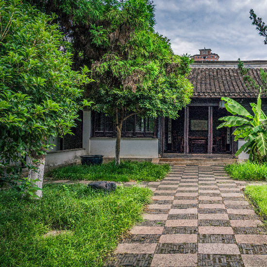 Elias Landscaping Inc.: Hollister’s Experienced Landscapers