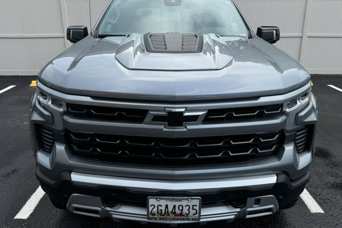 Coastal Coating Restores Myrtle Beach Car Gloss Today Safely