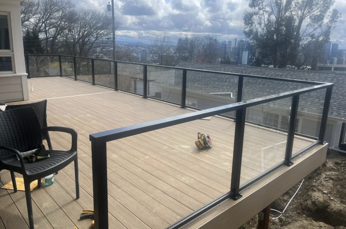 deck railing design seattle