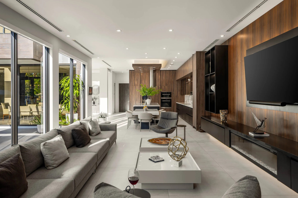 Marco Bell Expands Design-Driven Architectural Photography Practice in Florida