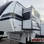 Prime Time RV Sanibel 3902MBWB.jpeg