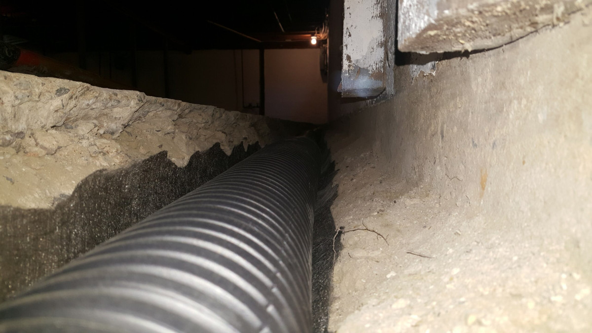 Do You Need a Sump Pump in Your Crawlspace?