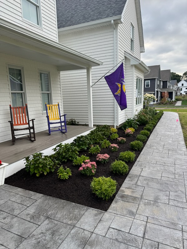 Rosado Landscaping & Design LLC - (227) 884-0439 - landscape design Stamford CT.jpg
