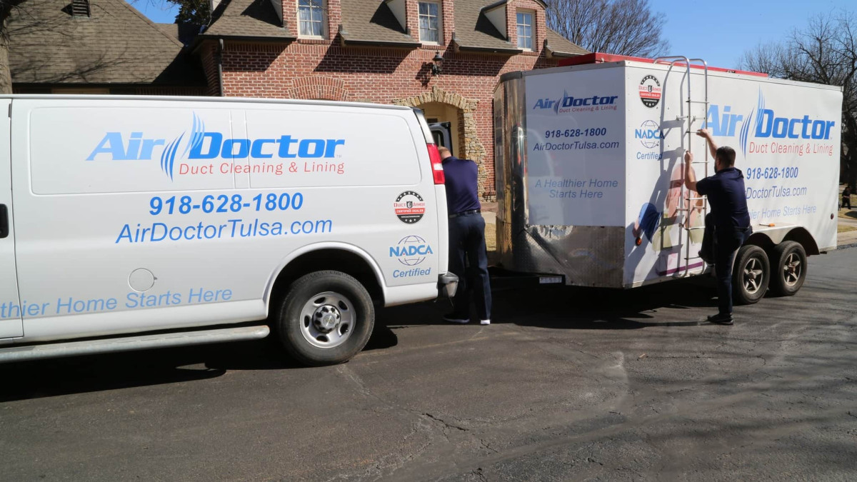 Air Doctor Duct Cleaning & Lining Truck