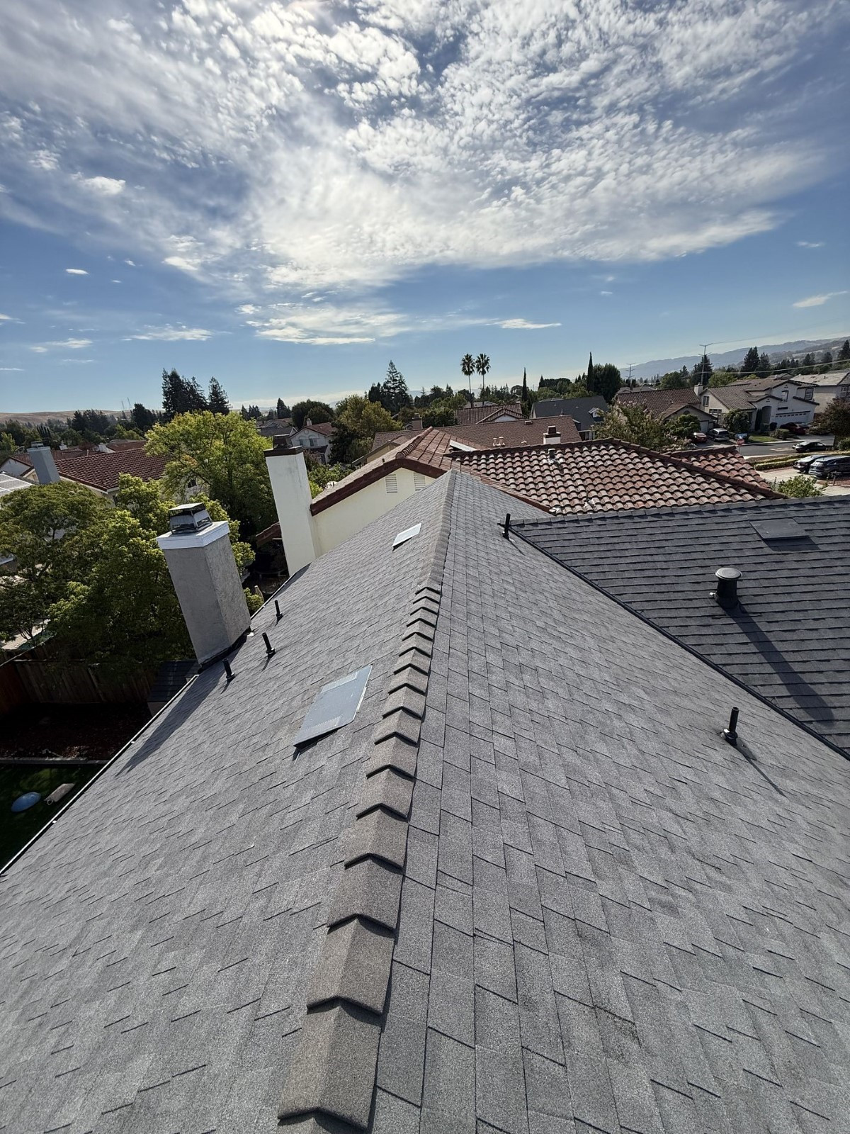 residential roof replacement companies in Larkspur, CA