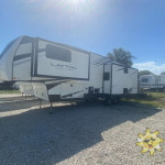 2016 Skyline Layton Trident 359R.jpg