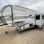 New 2025 Keystone RV Cougar Half-Ton 23MLE.jpeg