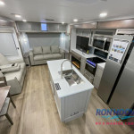 Alliance RV Avenue 332R.jpg