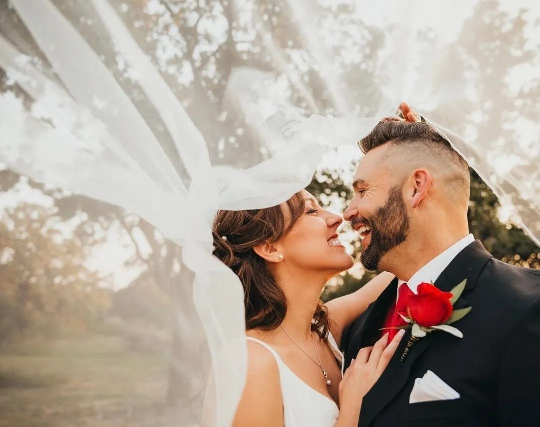 An Outdoor Ceremony Setting Designed for Unhurried Celebrations