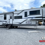 New 2025 Forest River RV Salem Hemisphere Elite.jpg