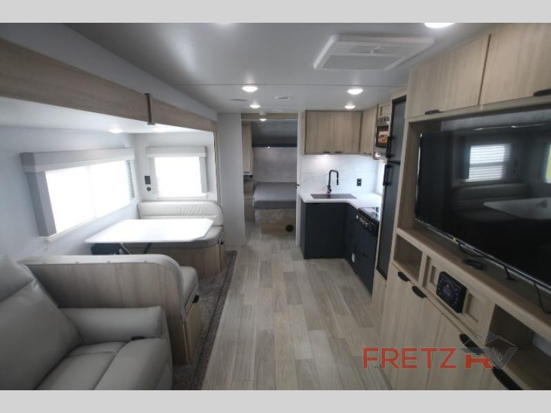 Winnebago Industries Towables Minnie 2801BHS interior