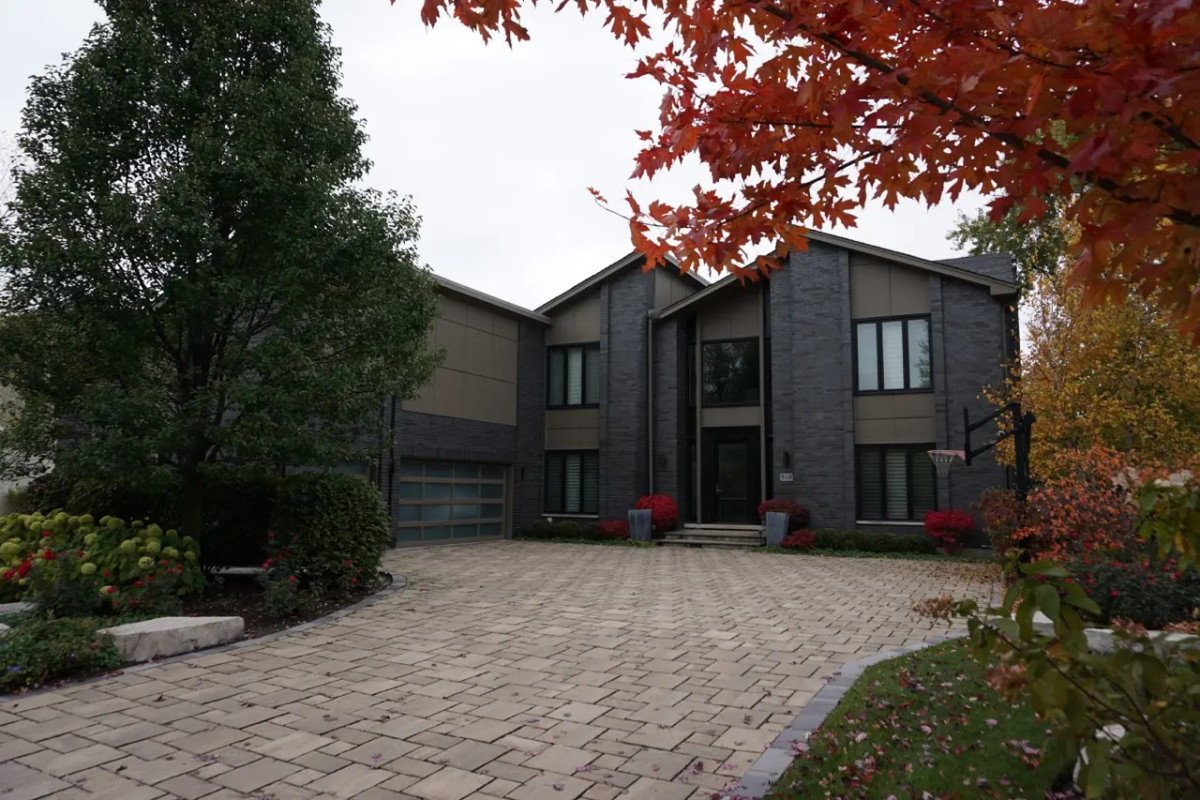 Siding & Windows Group Completes Striking Exterior Upgrade in Glenview, Illinois