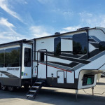 Happy Daze RV - Sacramento.jpg