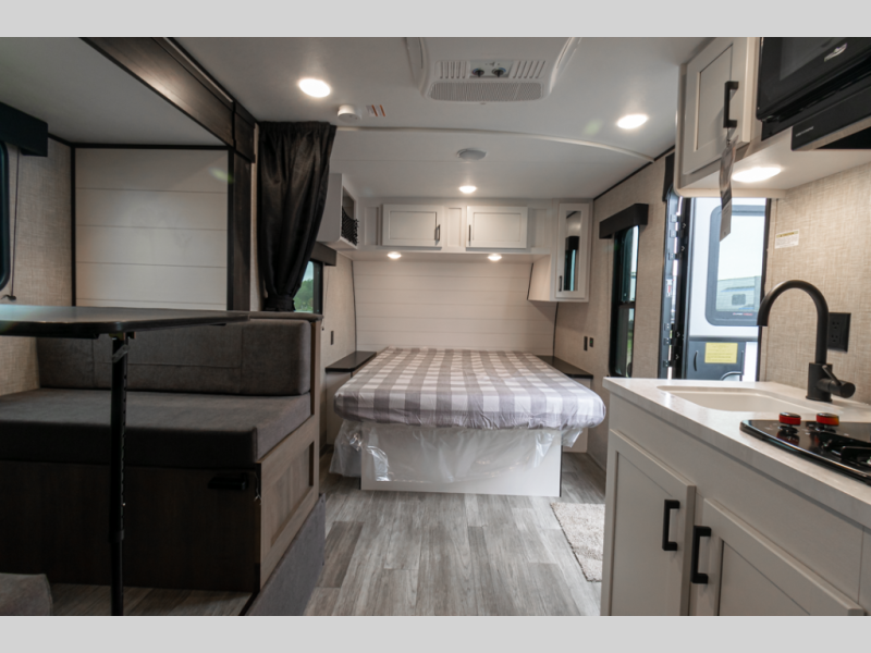2024 Jayco Jay Flight SLX 183RB-bed