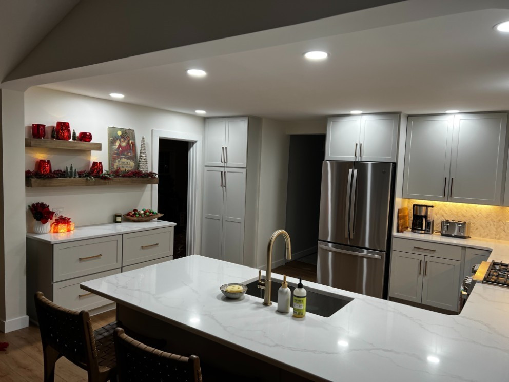 Quartz kitchen countertops installation services in Rochester