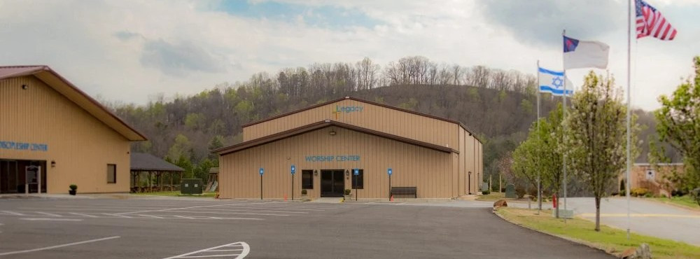 Legacy Baptist Church in Dallas, GA: Sharing the Word and Building Community