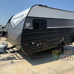 CrossRoads RV Zinger Lite 12BH.jpg