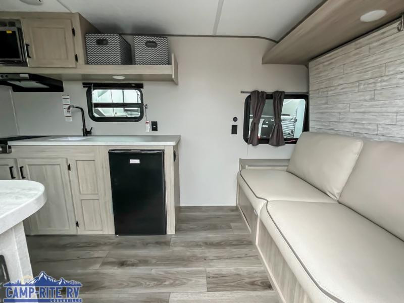 2024 Coachmen RV Catalina Summit Series 7 154RBX-interior