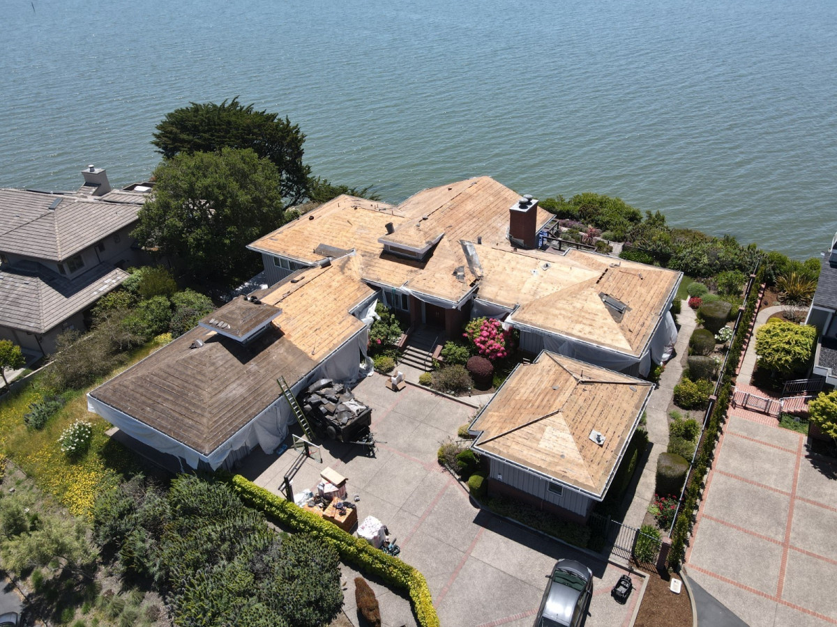 roof replacement companies in San Rafael