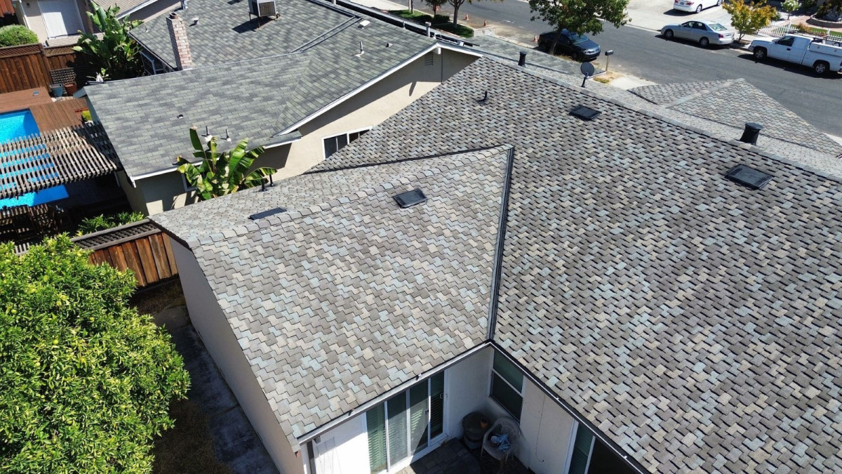 emergency roof leak repair services in San Jose