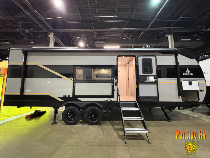 Discover New and Used RVs with Full Service Support from Pontiac RV