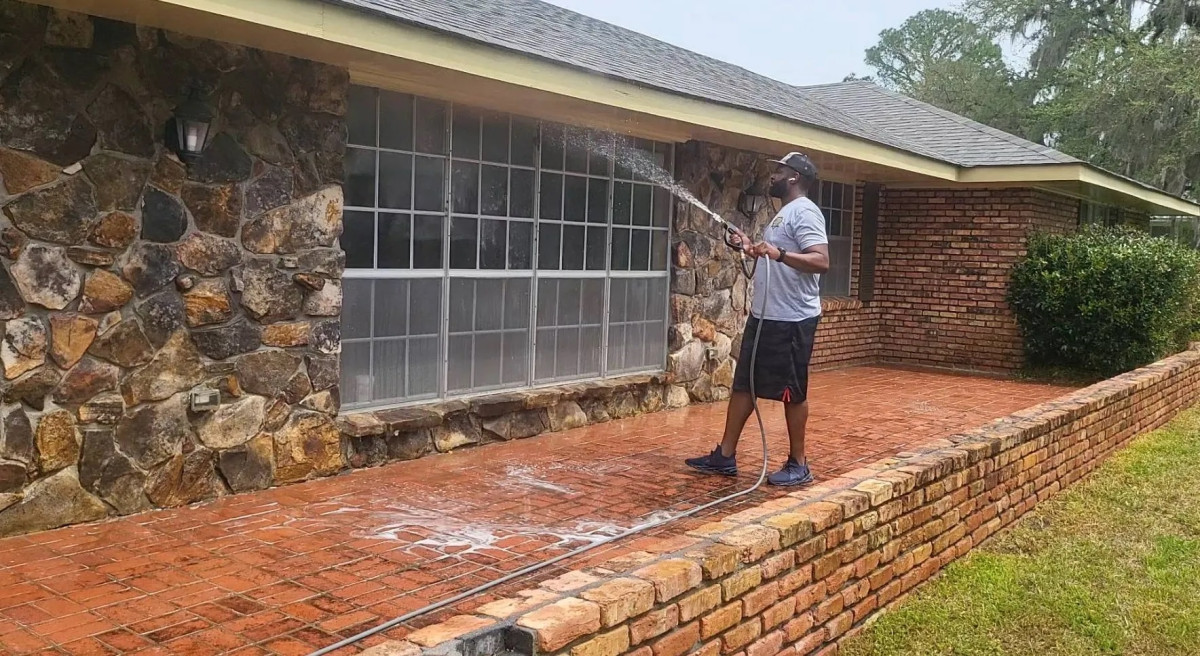 pressure washing fresno