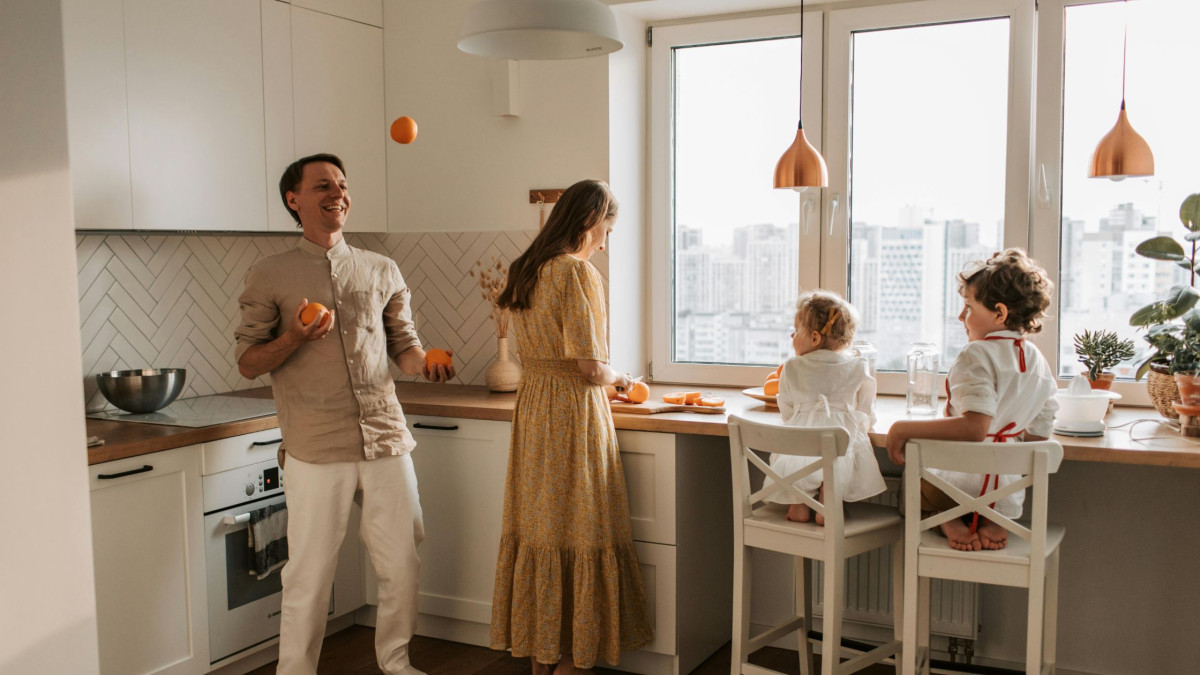 Stress-Free Mornings Begin with Smarter Closet Design