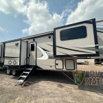 New 2023 Highland Ridge RV Mesa Ridge 376FBH.jpg