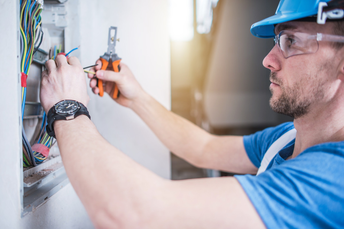 Demand Surges for Wholesale Electrical as Builders Seek Reliable Supply Across USA