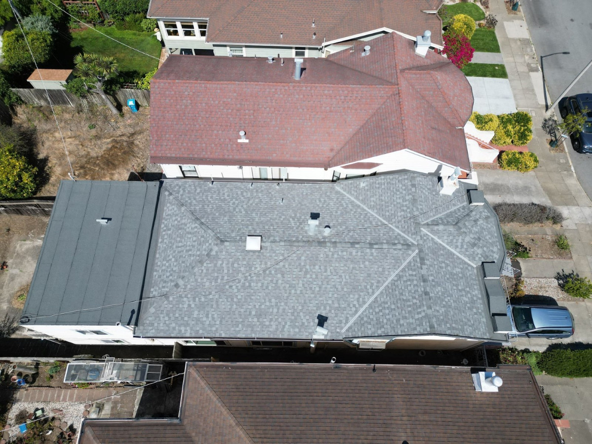 shingle roof replacement services in Walnut Creek