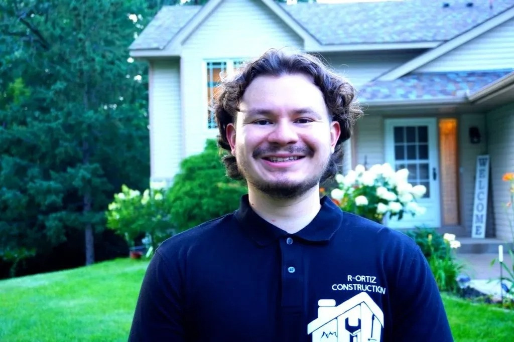R Ortiz Construction