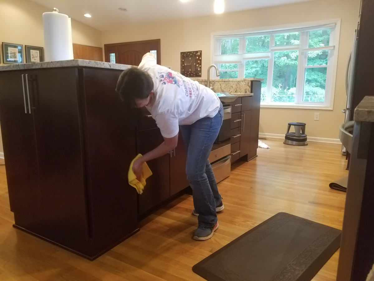 Cimara Cleaning Services team performing a thorough home cleaning in Wheaton