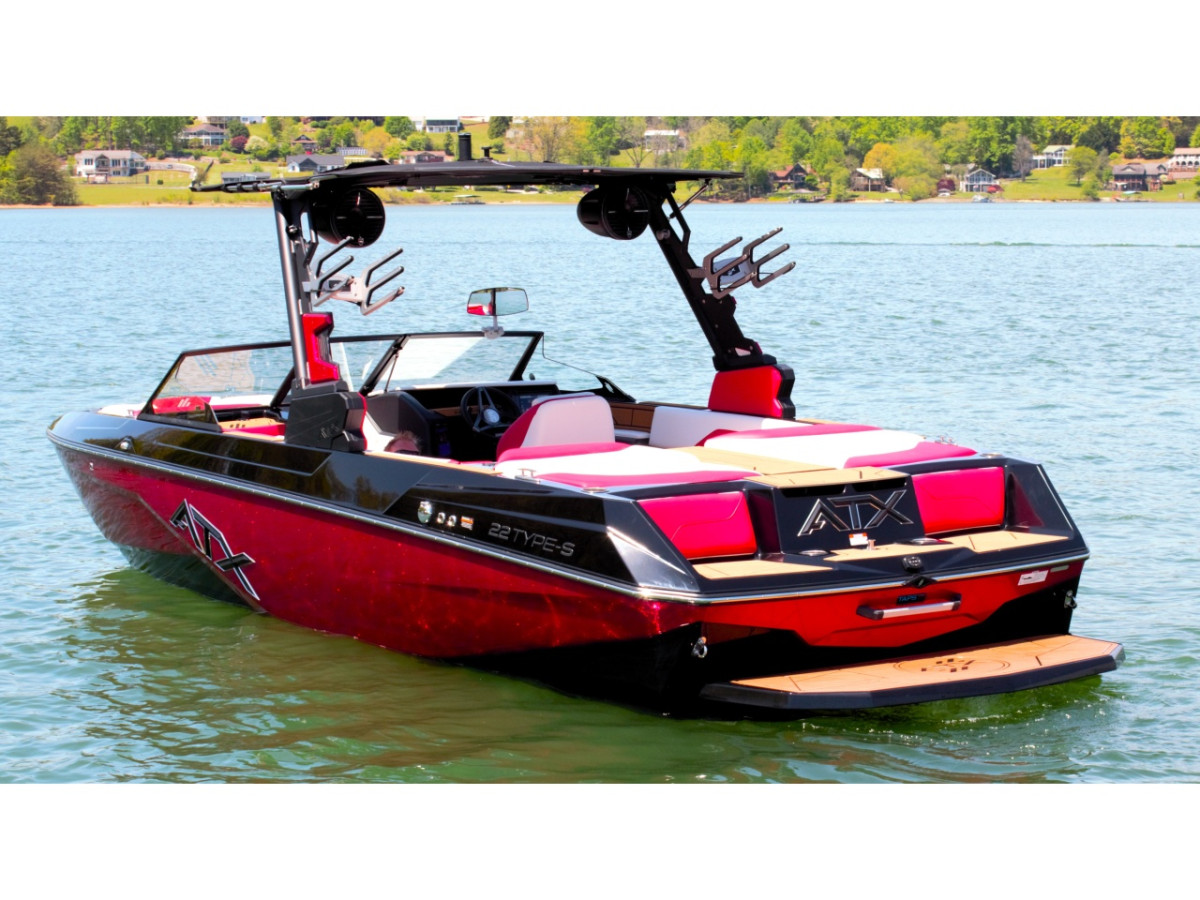 Wake Boat-outside