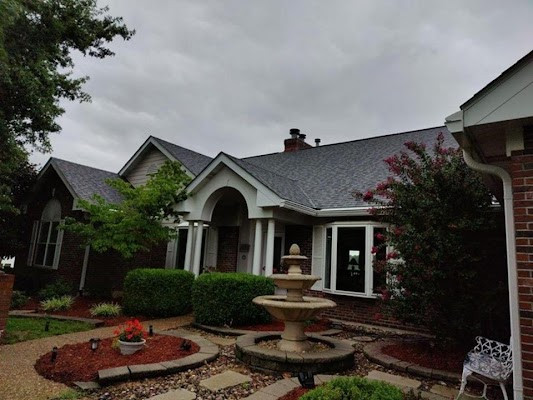 Residential roofing shingles repair services