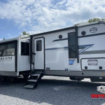 New 2025 Forest River RV Salem Hemisphere 310BHI.jpg