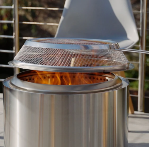 Helios Fire Explains What ‘Smokeless’ Means in a Smokeless Fire Pit