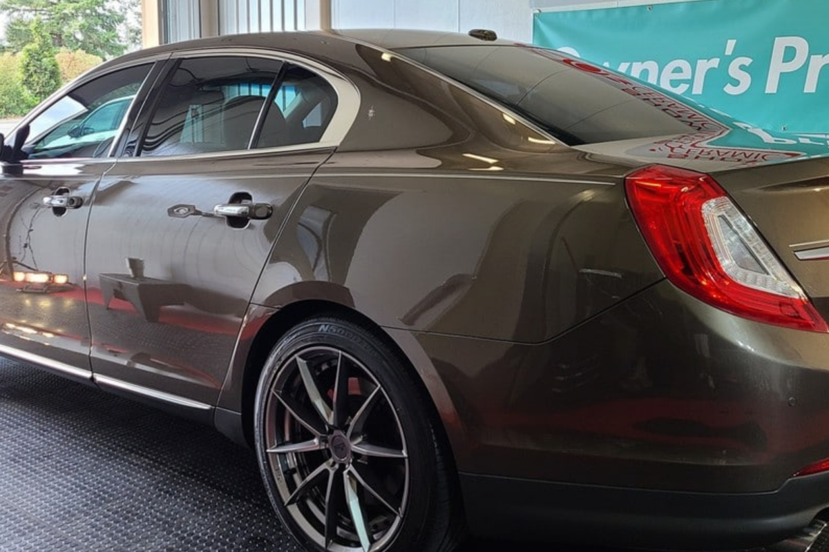 Tucson Motorists Turn to Ceramic Coating for Paint Care Now