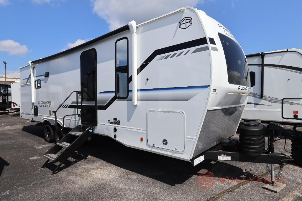 Adventure-Ready Recreational Vehicles Available at Bullyan RV