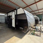 Keystone RV Zinger 18BH.jpg