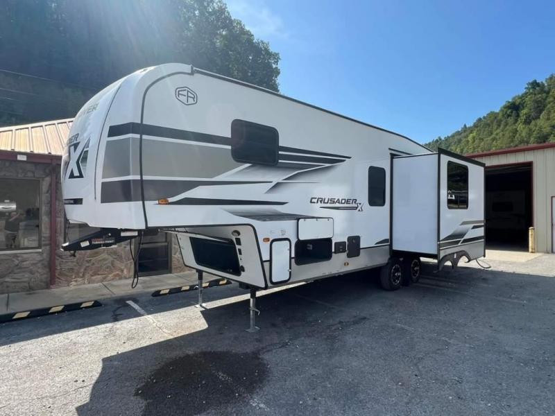 2025 Prime Time RV Crusader 270BHX-exterior
