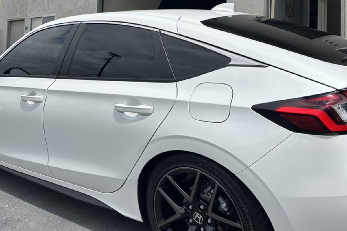 Window Tinting Helps Mechanicsburg Drivers Reduce Heat