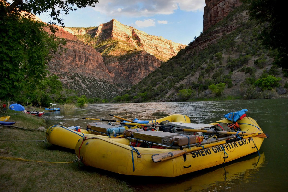 Experience the Adventure of Moab Rafting with Expert Guides