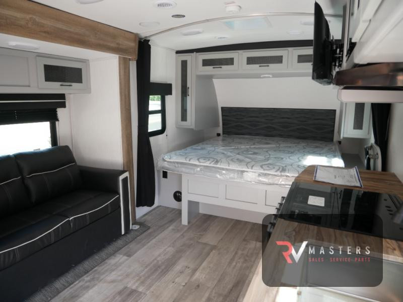 2024 Heartland North Trail 21RBSS-interior