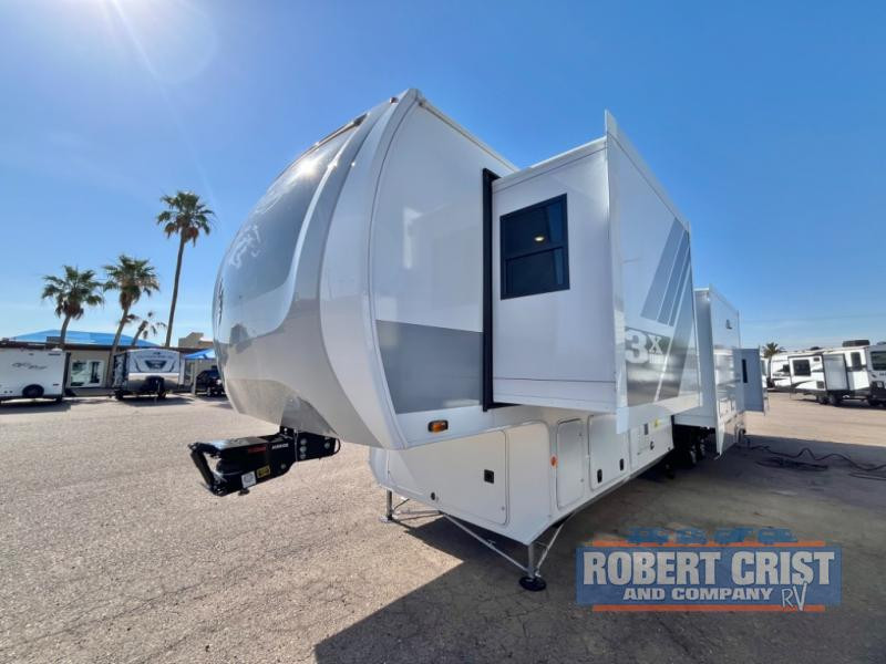 Highland Ridge RV Open Range outdoor