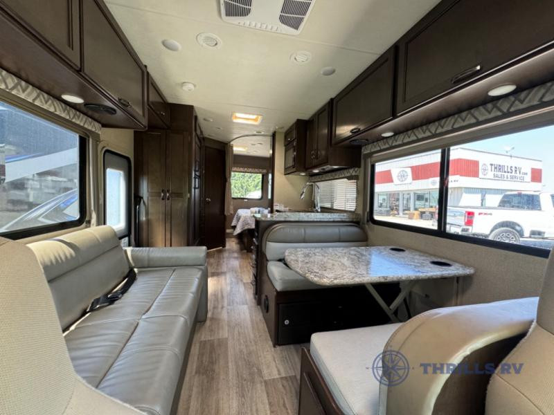 Used 2019 Thor Motor Coach Four Winds 26B interior