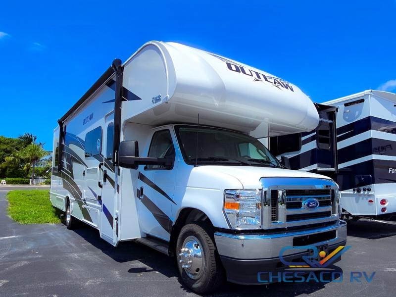 2025 Thor Motor Coach Outlaw 29T-exterior