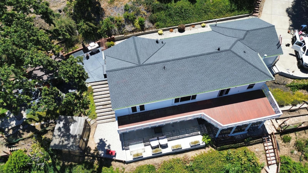 residential roofing services in San Rafael